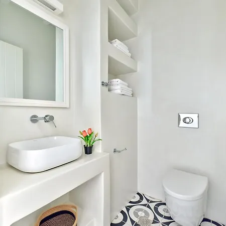 Leo - Unique & Calm Vila *