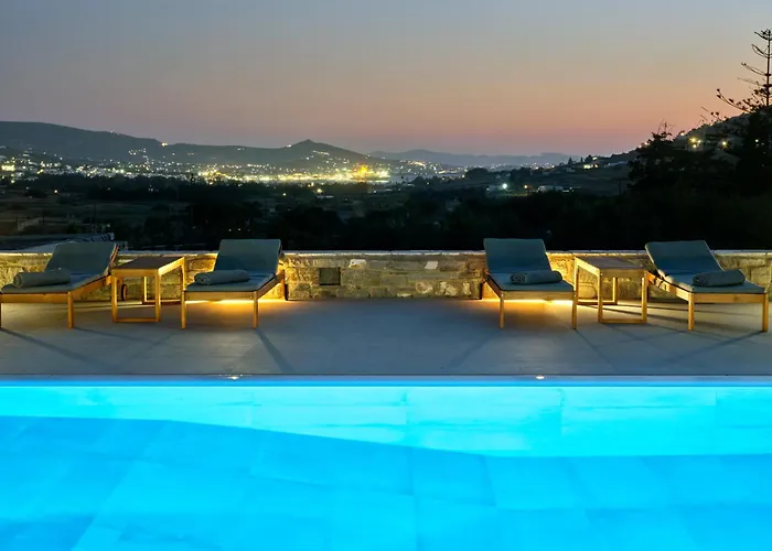 Leo - Unique & Calm Páros