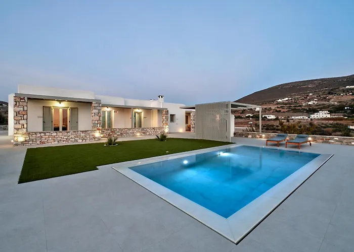 Leo - Unique & Calm *